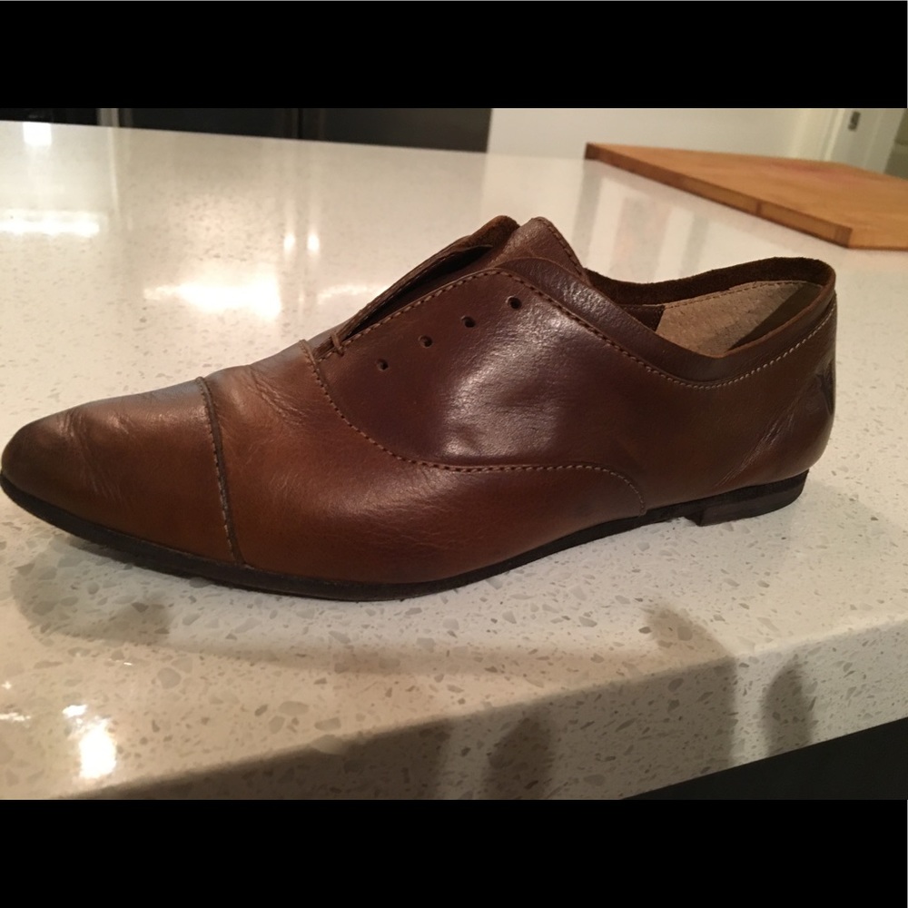 Frye Rose Slip-on Oxford